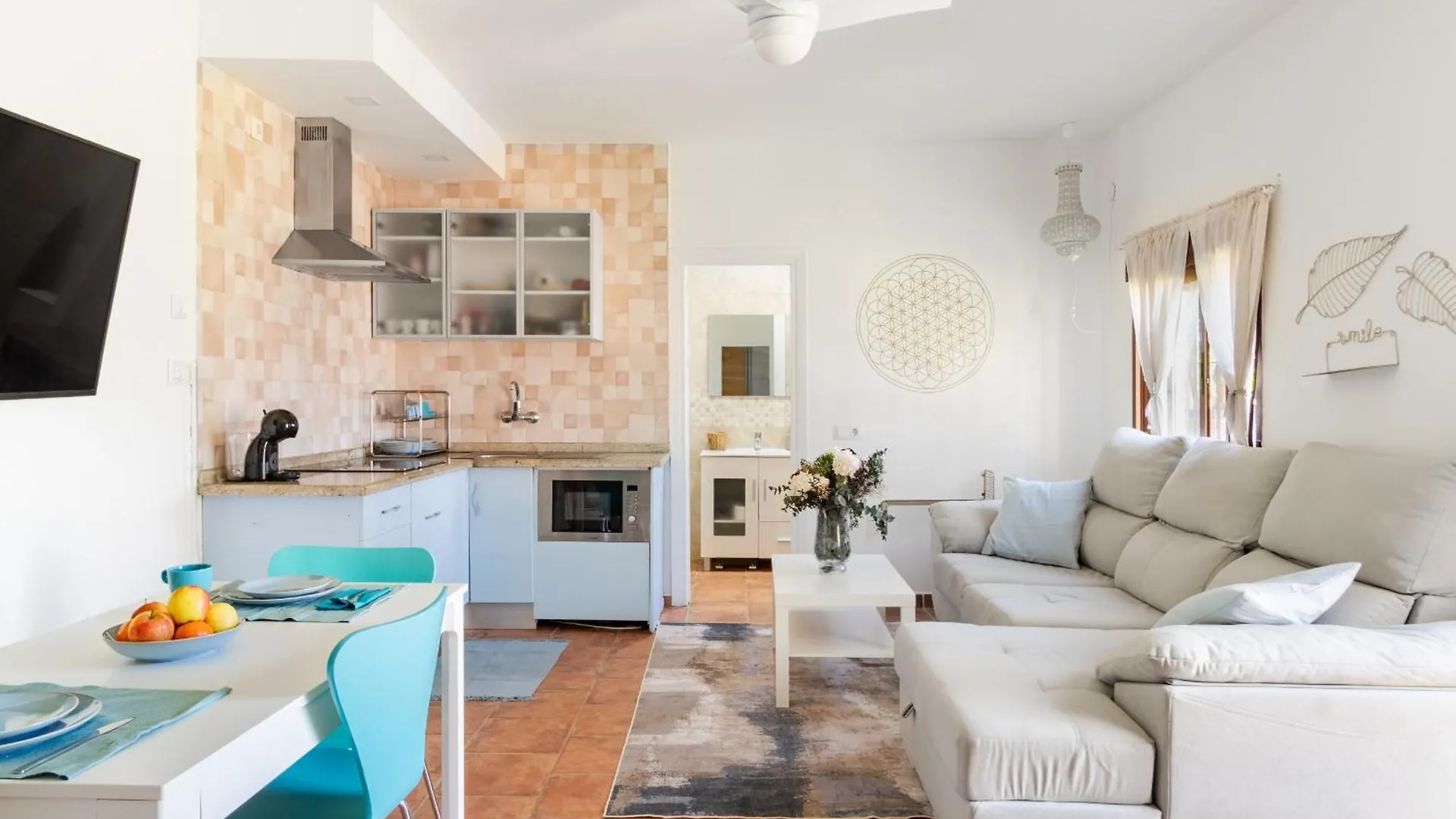 アパート Casita Almalagaアパートメント スペイン